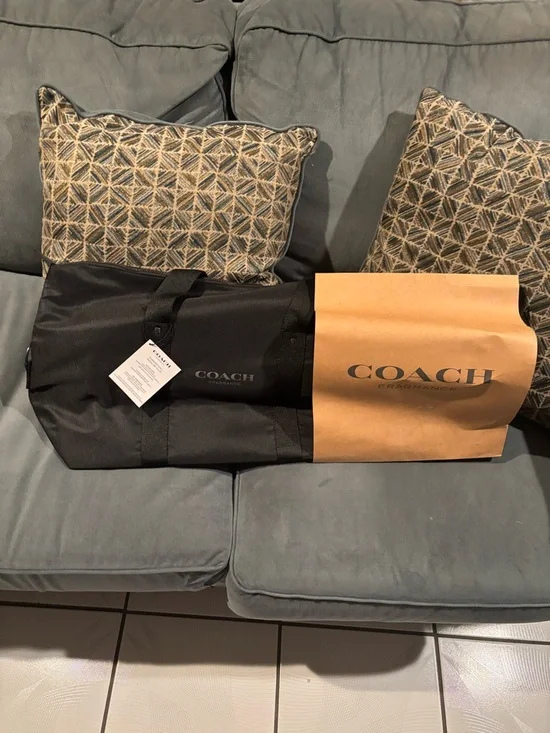 Coach Black Duffel Travel Bag with Shoulder Strap - Picture 3 of 8